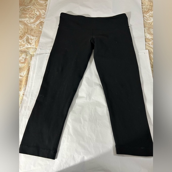 Lululemon Align Crop Leggings-19" - Picture 3 of 6